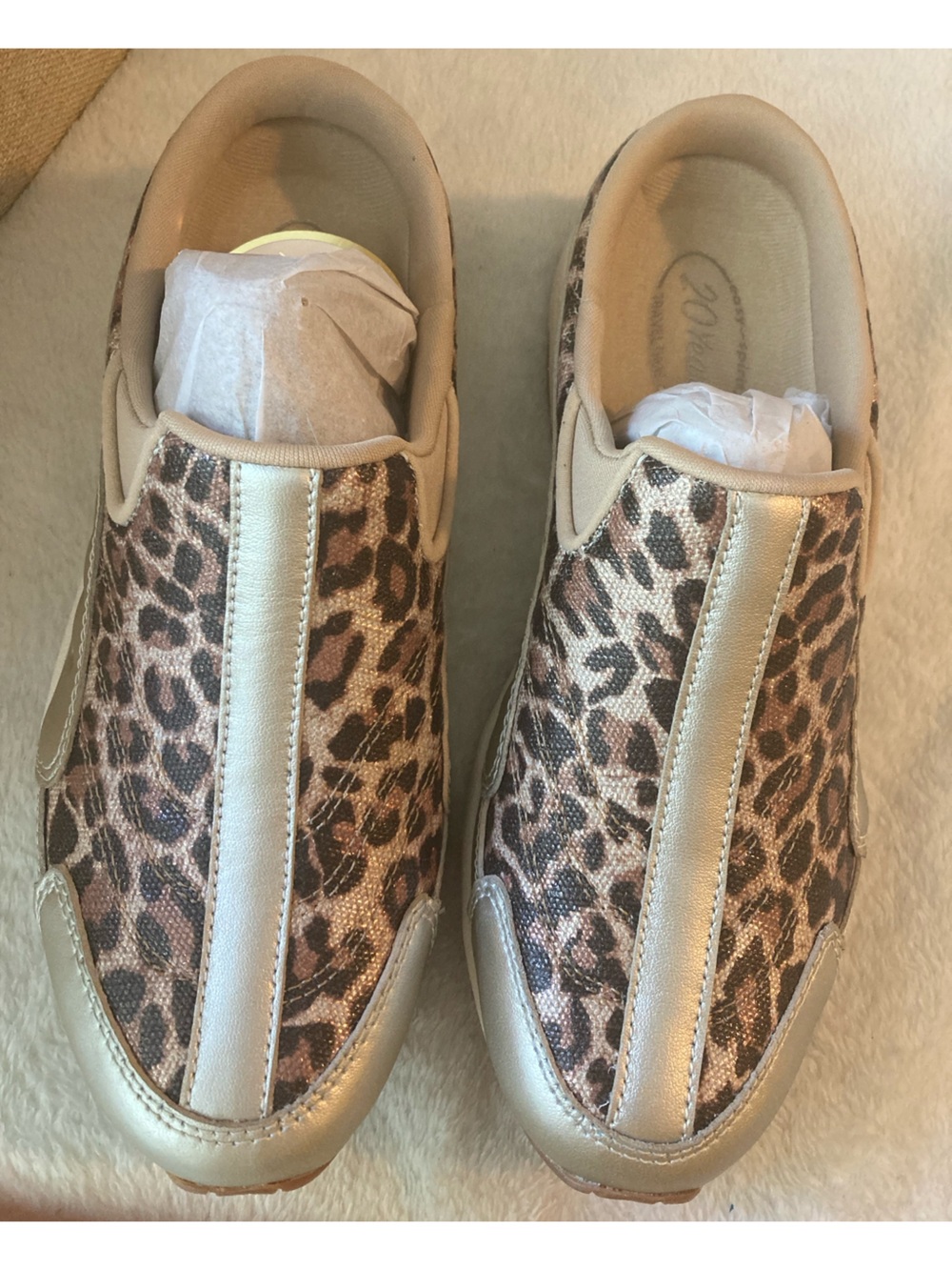 Easy Sprit Traveltime Slip-on Clogs Gold Leopard Print Size 7M New in Box